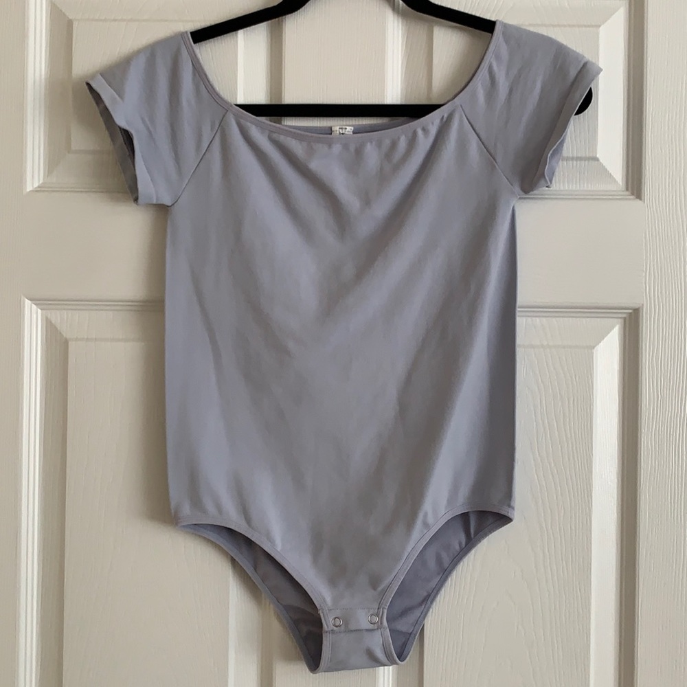 NWOT Scoop Neck Rib-Knit Solid Body Suit